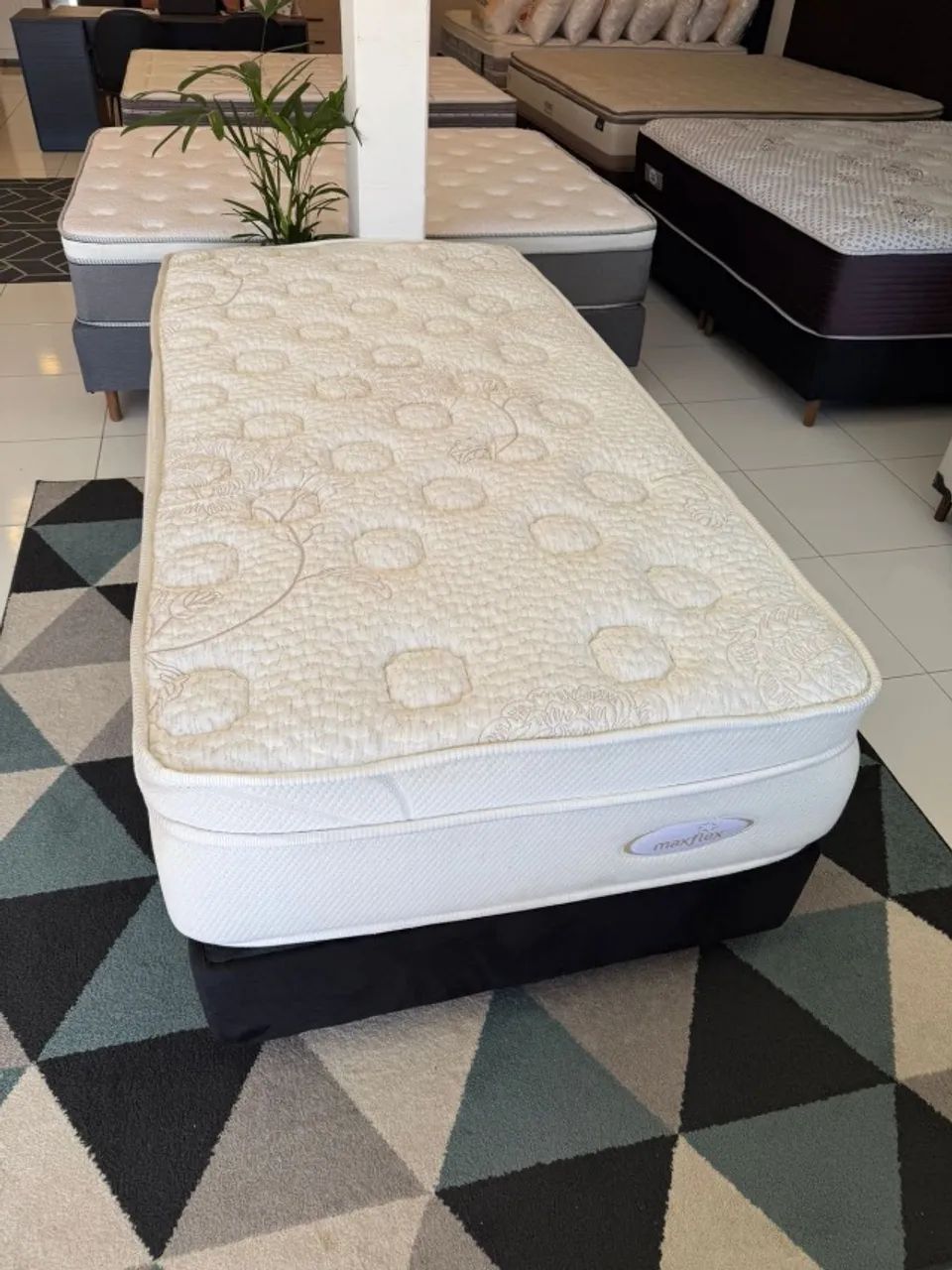 Cama de Solteirão MAXFLEX SEMINOVA - Entrego!  - Foto 3