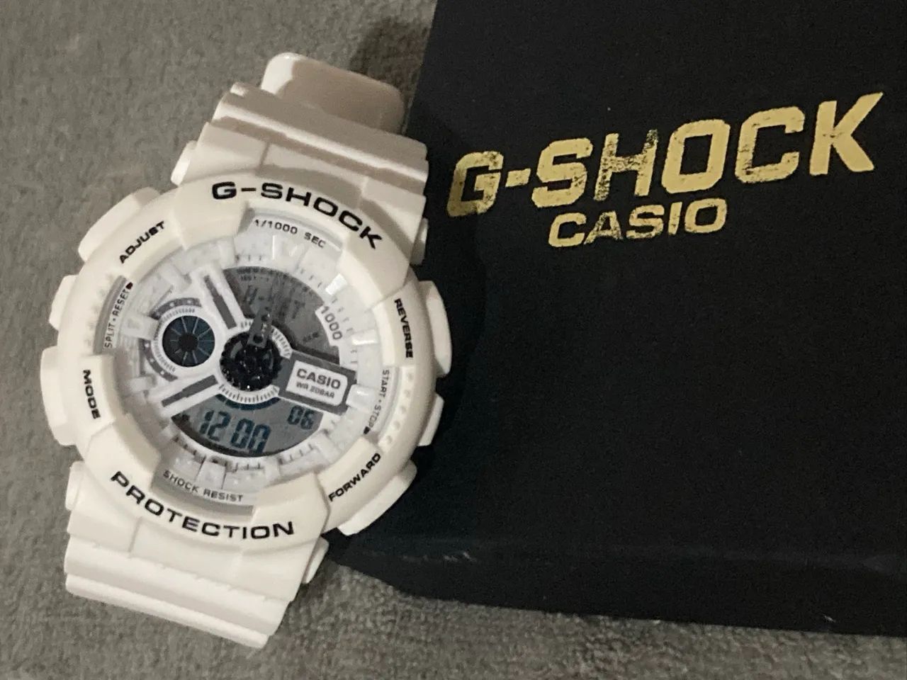 Vendo Casio G-Shock GA-110 branco sem usar