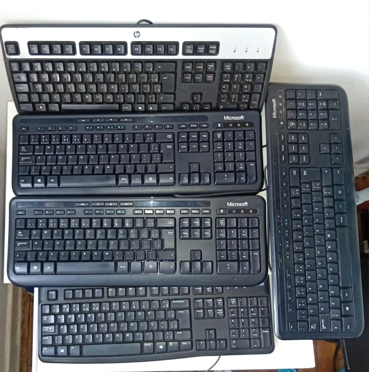 Kit com 4 Teclados Usados + Teclado HP de Brinde - Foto 3