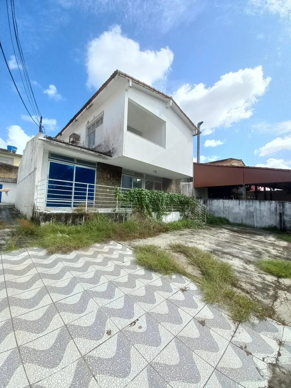 Aluga excelente imóvel próximo ao Arena das Dunas