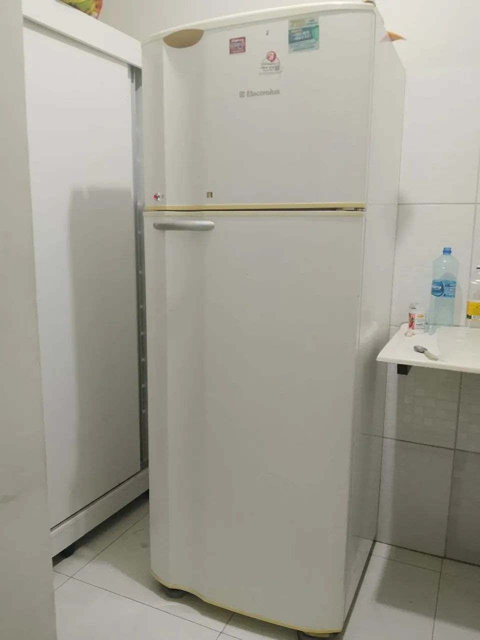 Vende-se geladeira 