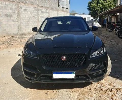 Jaguar F-Pace 2.0 Prestige 250cv Aut. 2020