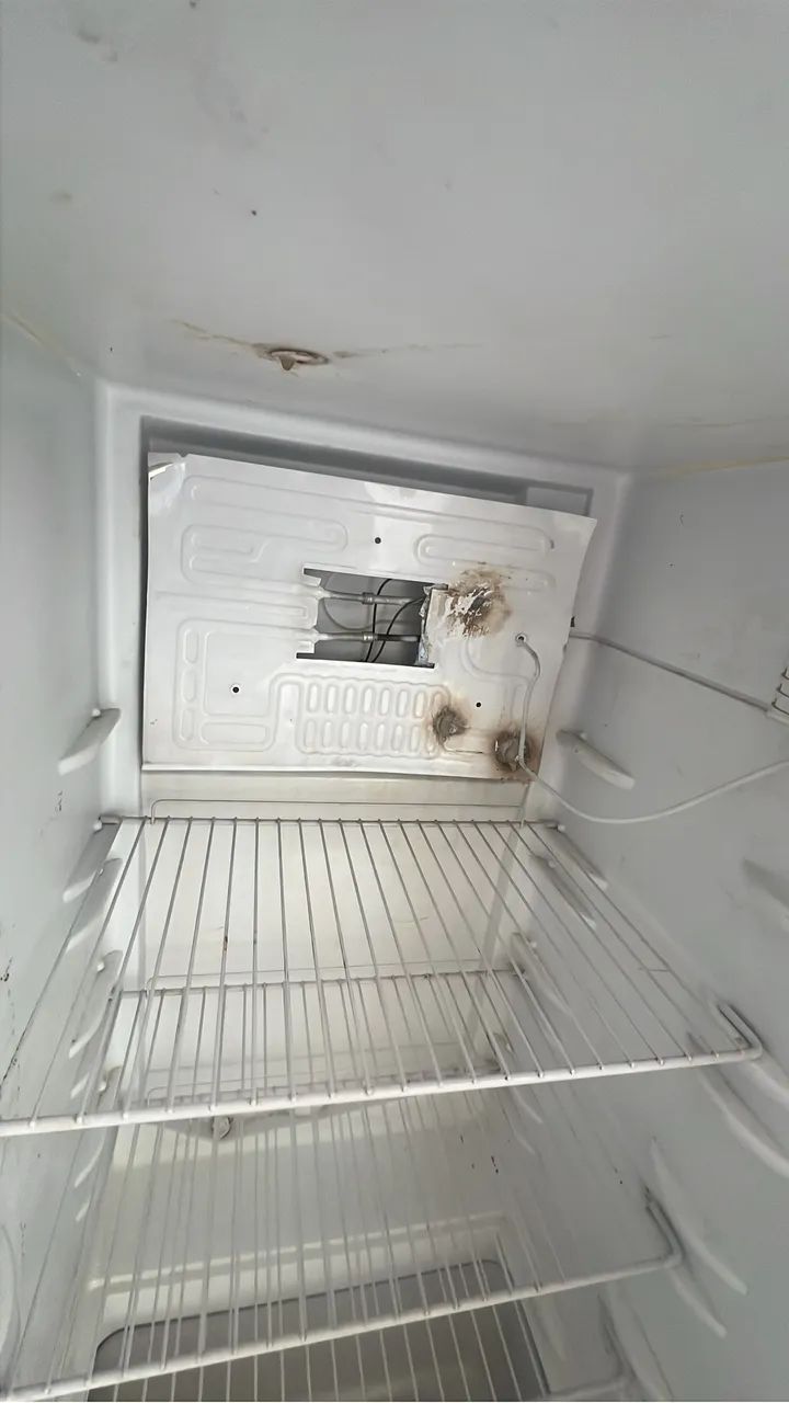 Geladeira com defeito  - Foto 2