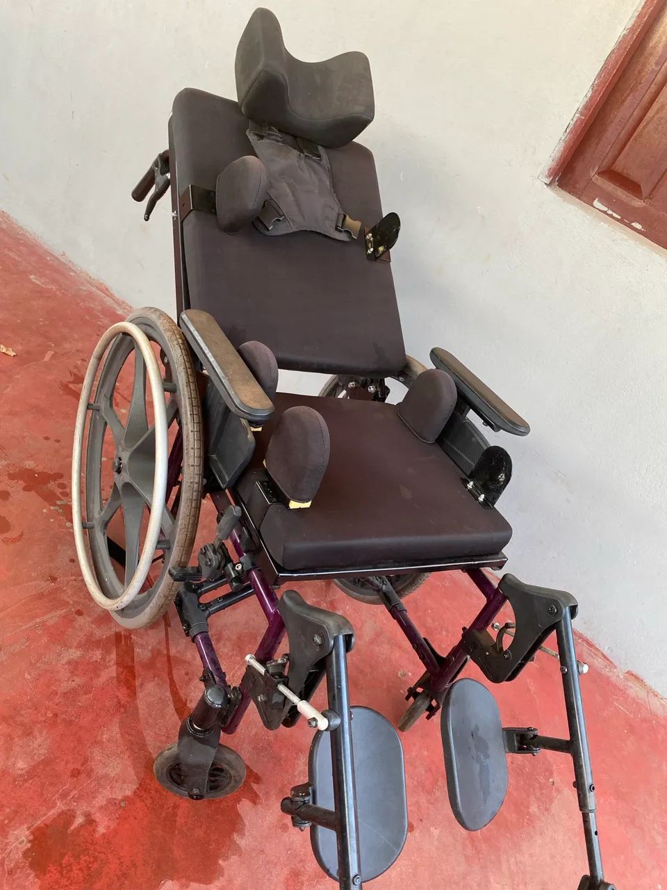 Cadeira de roda inclinável  - Foto 2