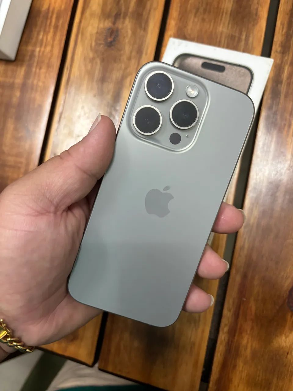 iPhone 15 pro 128 bateria 88% tela trocada tudo funcionando  - Foto 4