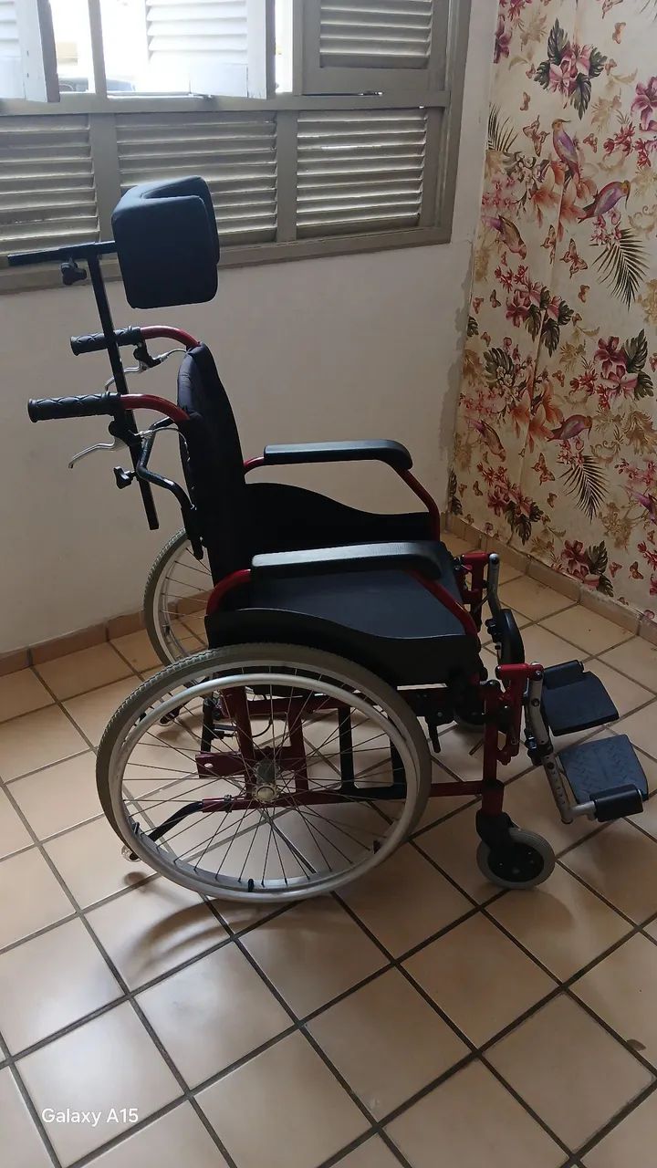 Cadeira de rodas  - Foto 5