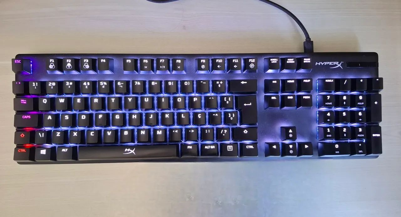 Teclado HyperX Alloy