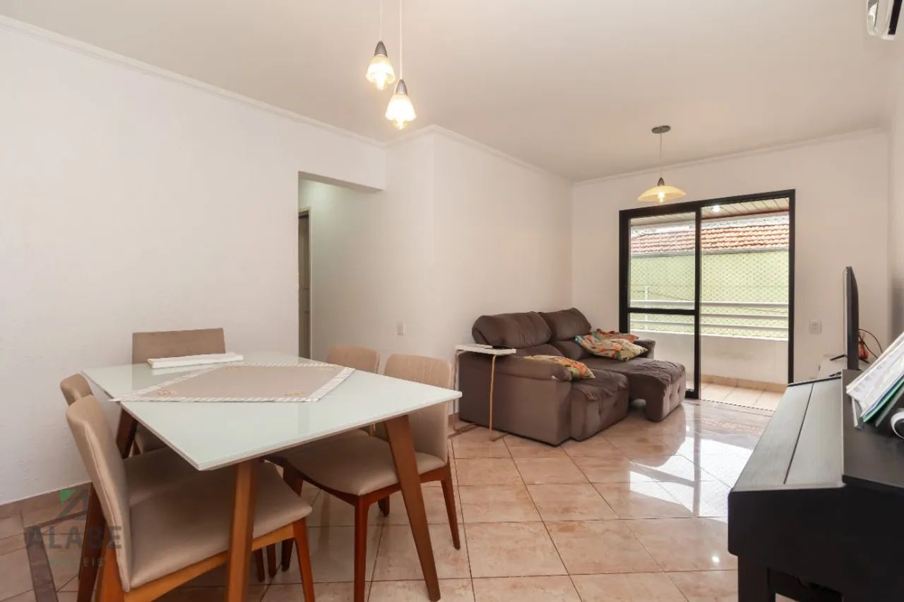 Apartamento para venda em Moema com 2 quartos, sendo 1 suíte, 80m²
