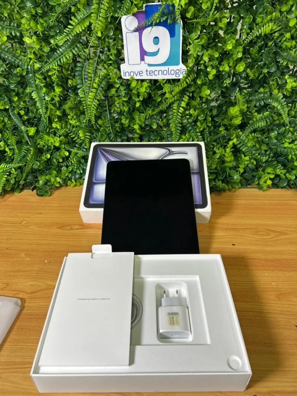 iPad Air 11 Polegadas Wifi + Cellular  M3 256GB  Tela 10.9? Polegadas  Chip M3 8GB RAM 