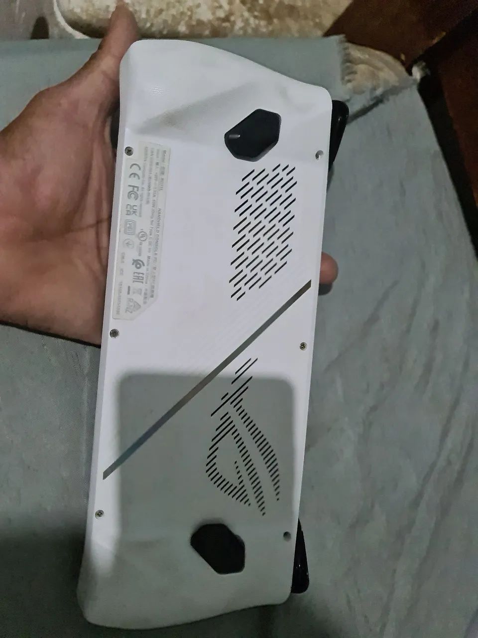 Rog Ally z1 extreme 1 terabyte  - Foto 2