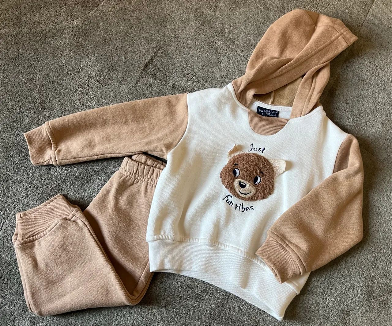 Conjunto moletom Vrasalon 
