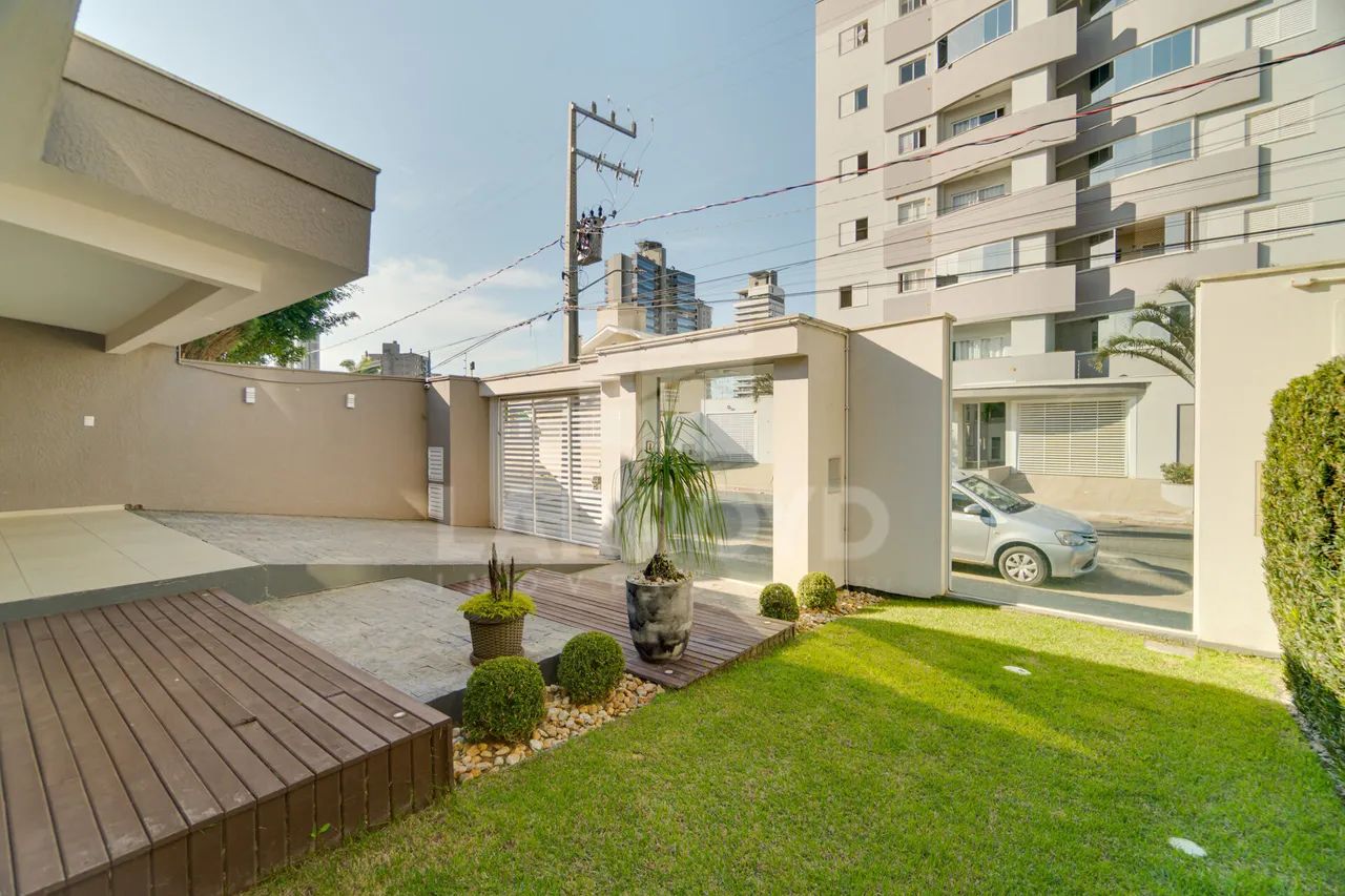 Casa à venda com edícula e ambientes amplos - Foto 5