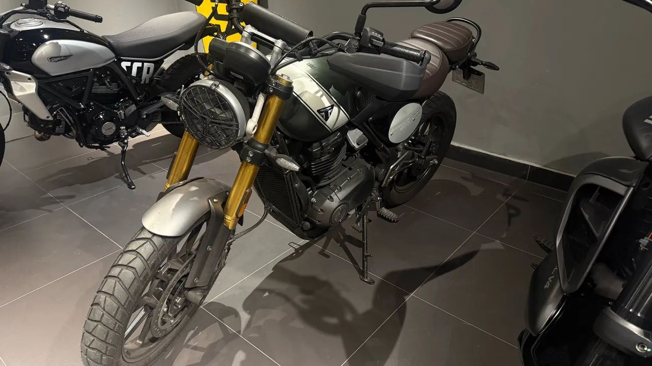 TRIUMPH SCRAMBLER 400X 2026 - Foto 4