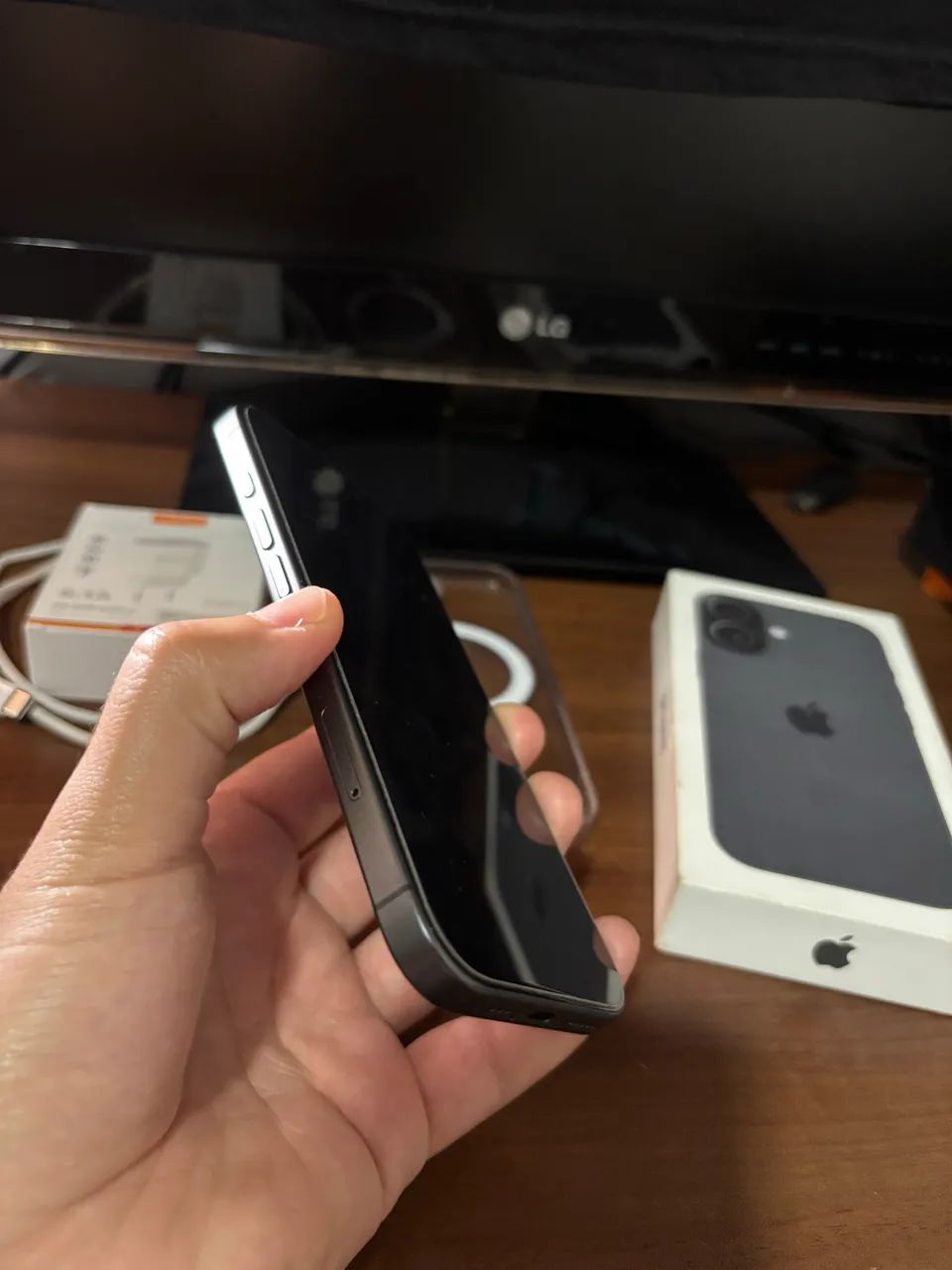 IPHONE 17 IMPECÁVEL  - Foto 2