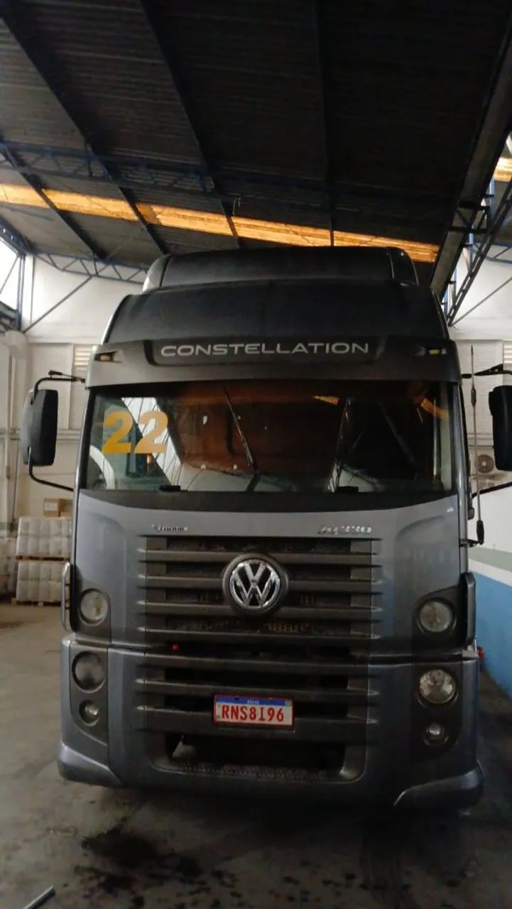 VOLKSWAGEN CONSTELLATION 
