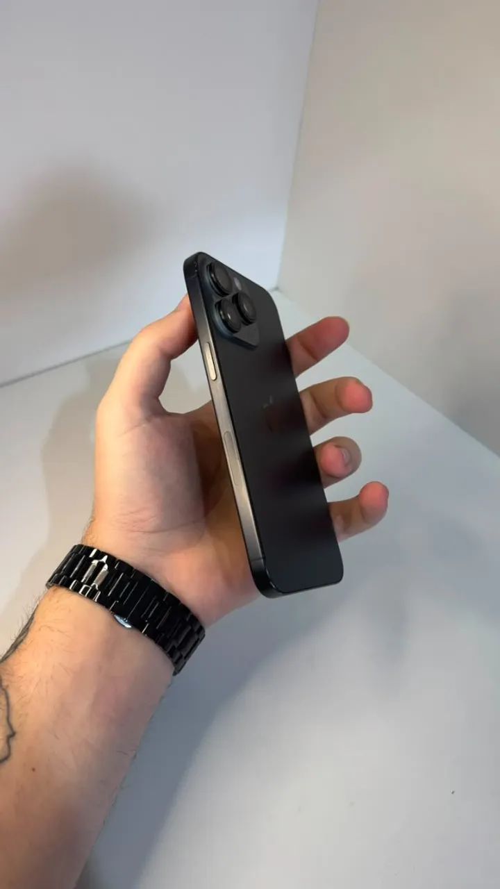 IPhone 15 Pro Max 256GB/ Seminovo - Foto 2