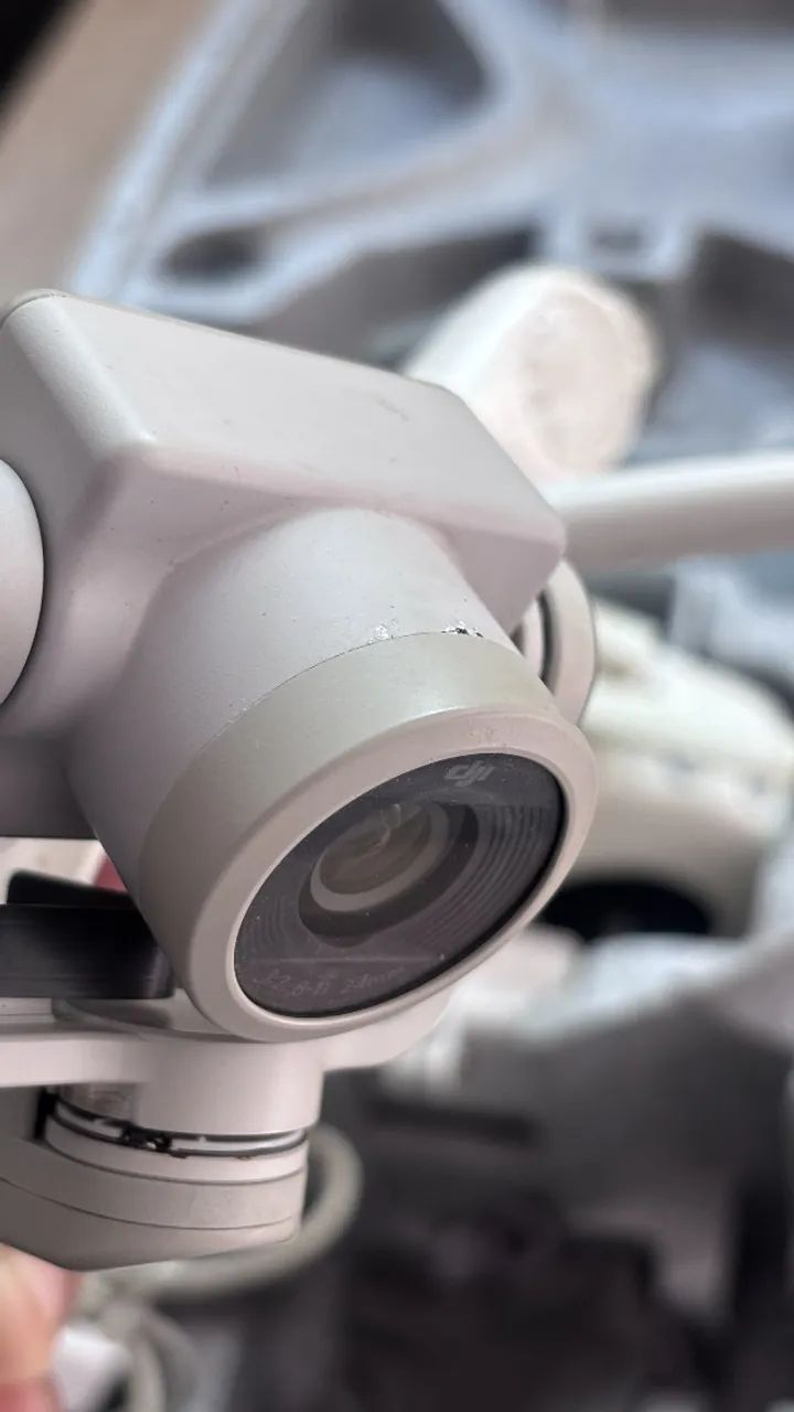Drone Dji Phantom 4 Com Câmera 4k E Gps, Branco (Usado) - Foto 2