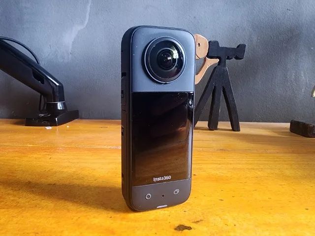 Insta360 X3 - Camera 360  - Foto 2