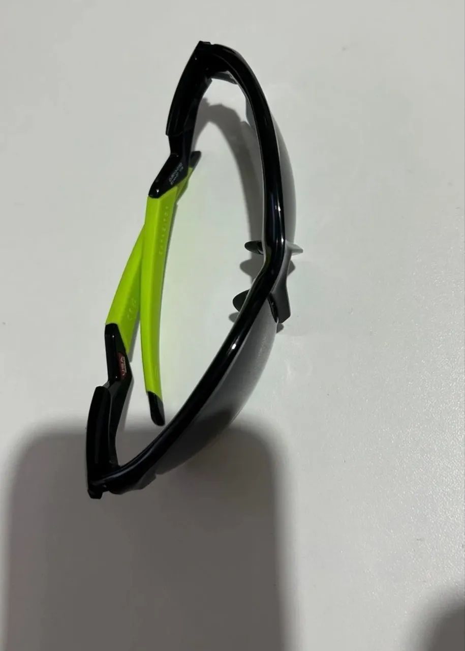 óculos de sol oakley capacitor preto - Foto 3