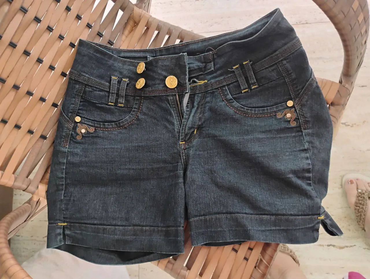 Roupas e sapatos diversos  - Foto 3