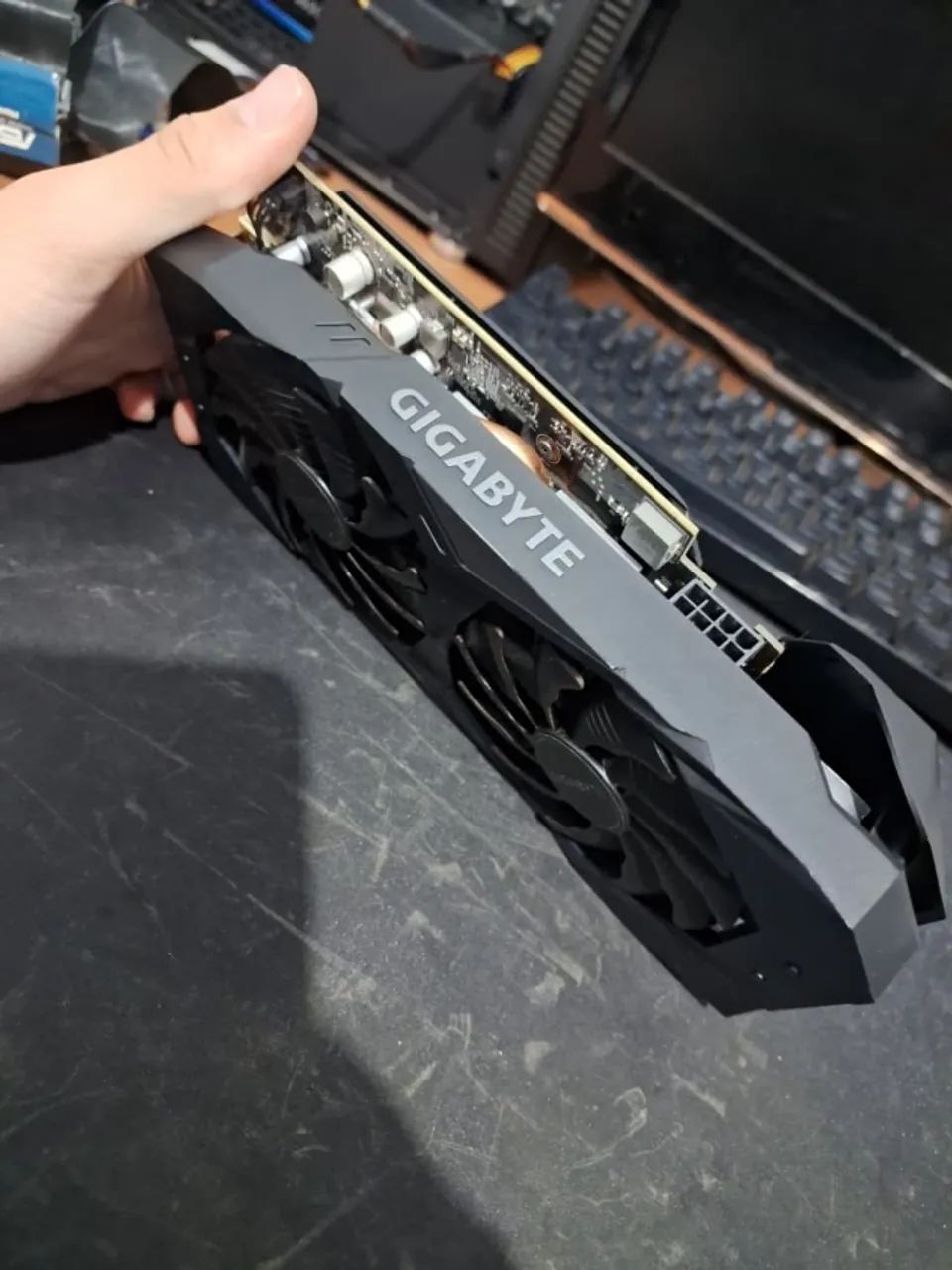 RTX 2060 Gigabyte 6GB - Foto 2