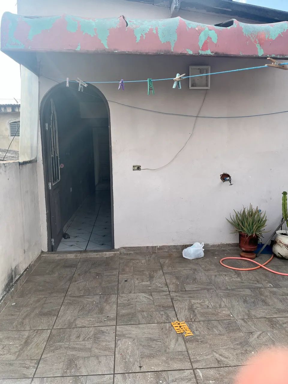 Casa e salão pequeno  - Foto 5