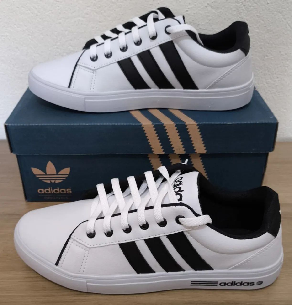 Tênis Casual Adidas - Foto 2