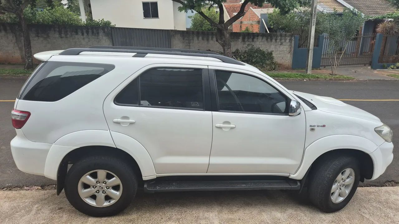 Toyota Hilux 2011