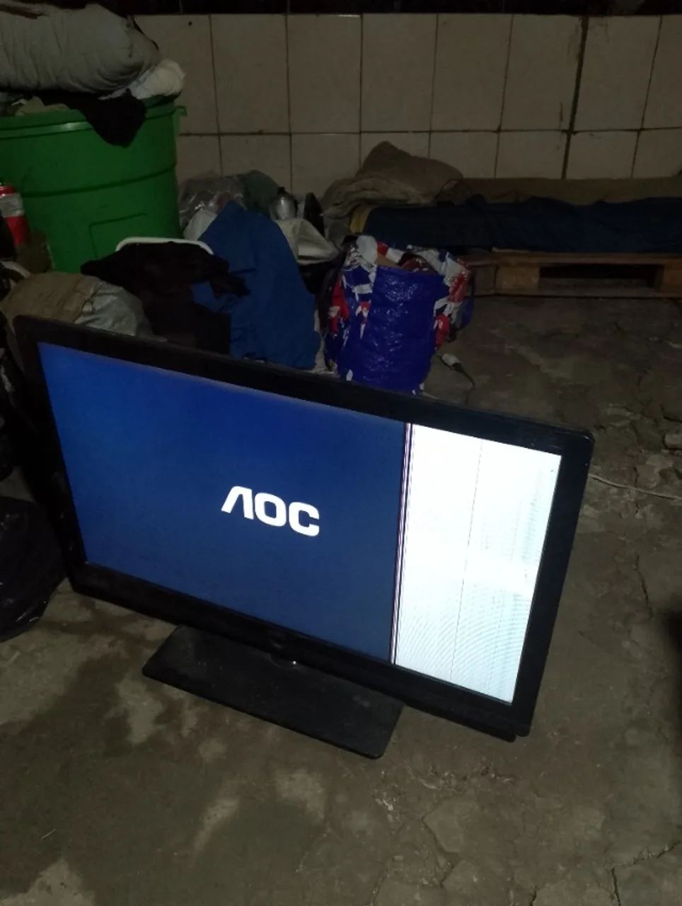 Tv AOC 32 led com conversor digital embutido. - Foto 2
