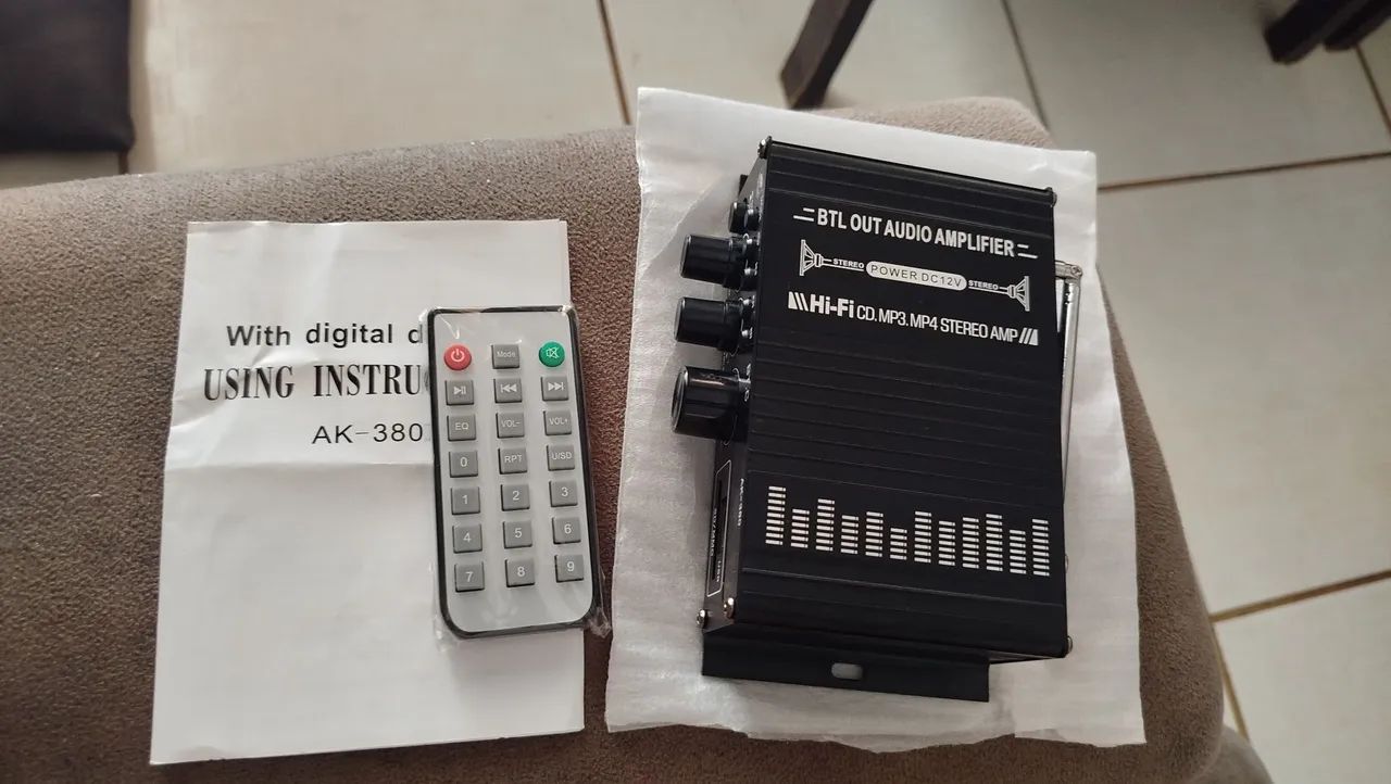 Amplificador AK380 - Novo, na caixa. - Aparelhos de Som - Rio