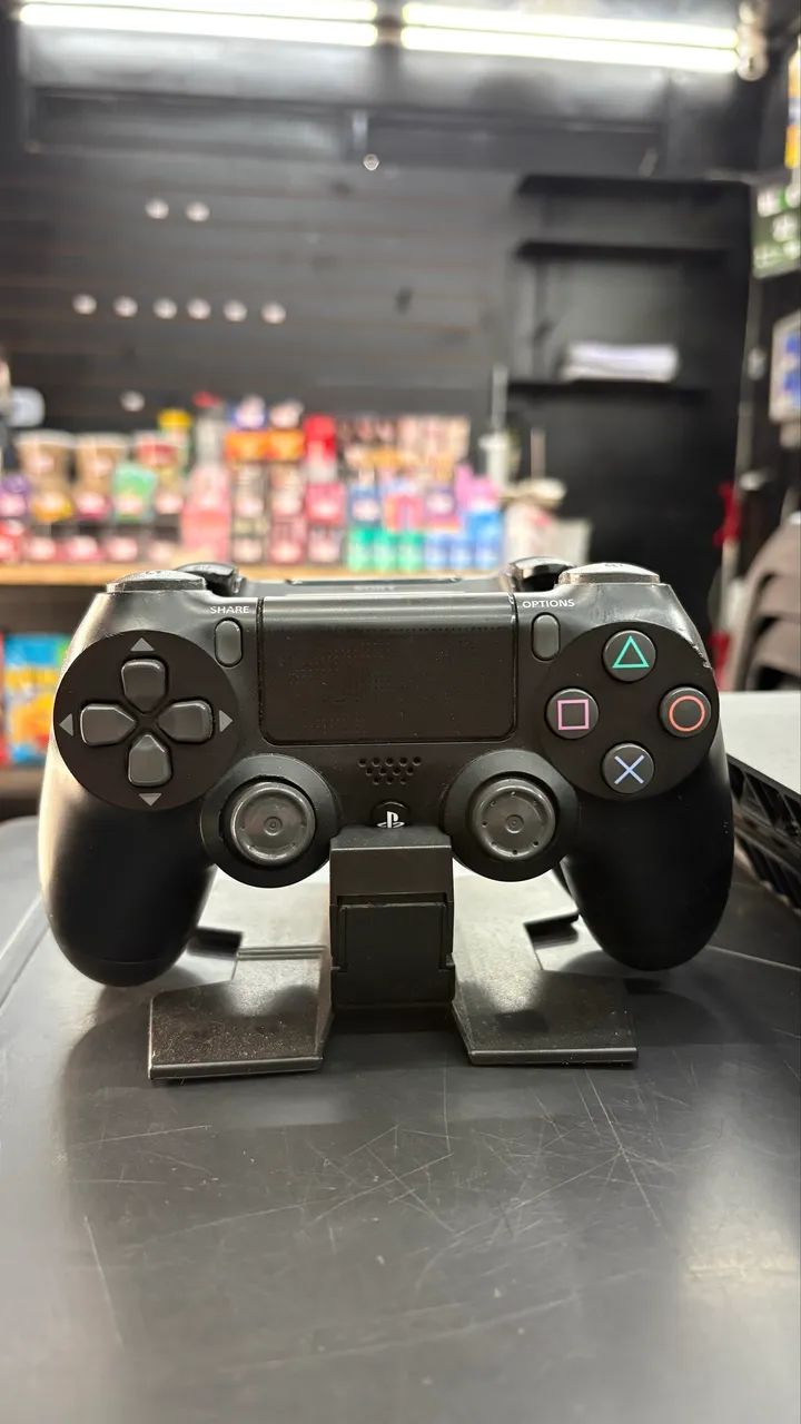 PS4 com base carregadora - Único dono - Foto 3
