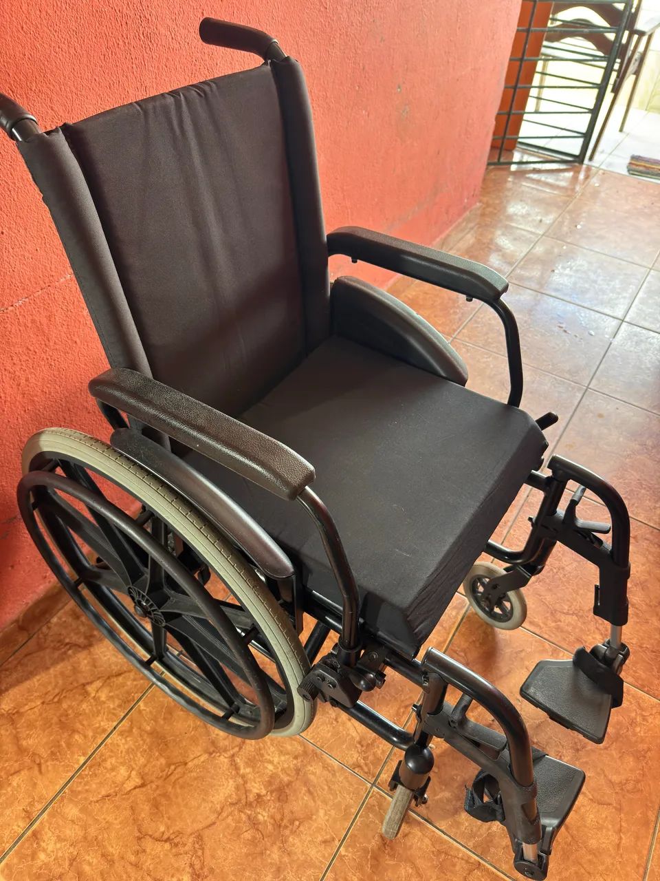 Cadeira de rodas ortobras
