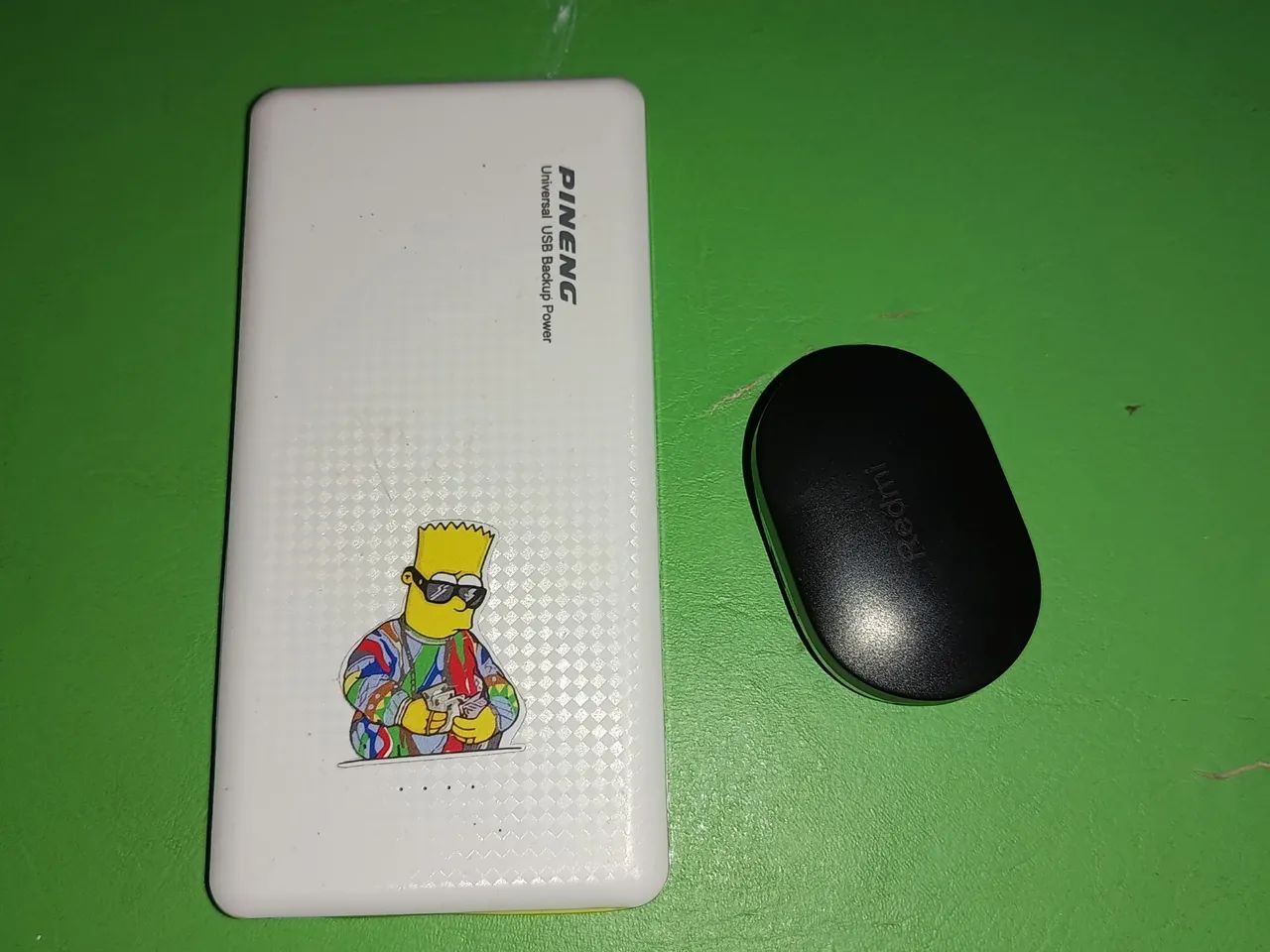 Fone sem fio bluetooth Redmi e carregador portátil 