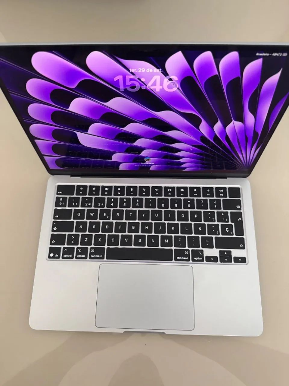 MacBook Air M4 2025 - Foto 2