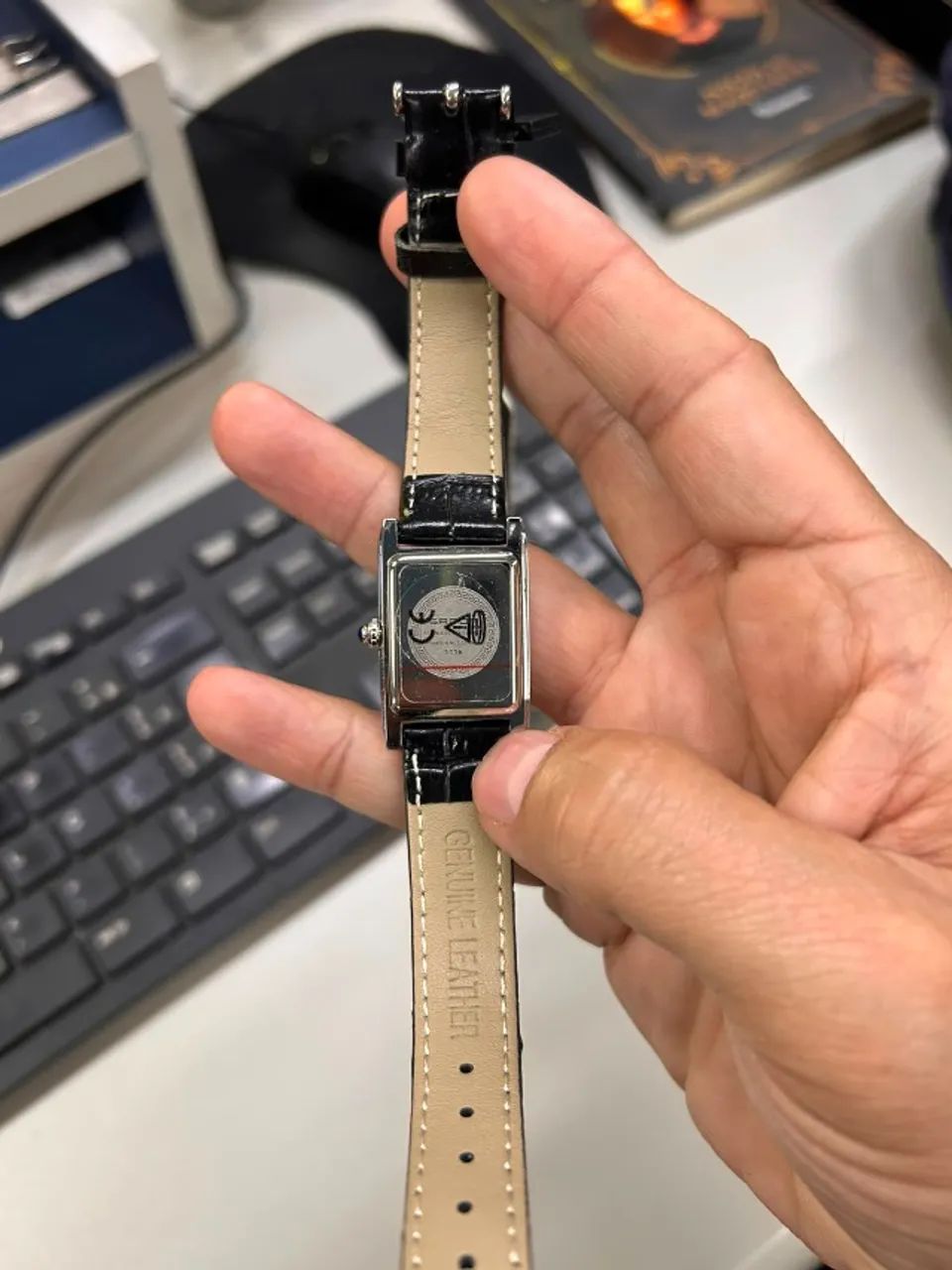Relógio Sanda Prata com Pulseira de Couro Preta - Foto 2