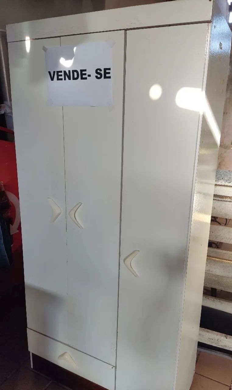Vendo Guarda Roupa 