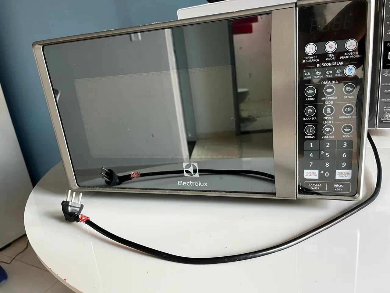 Microondas Eletrolux 20L inox  - Foto 2