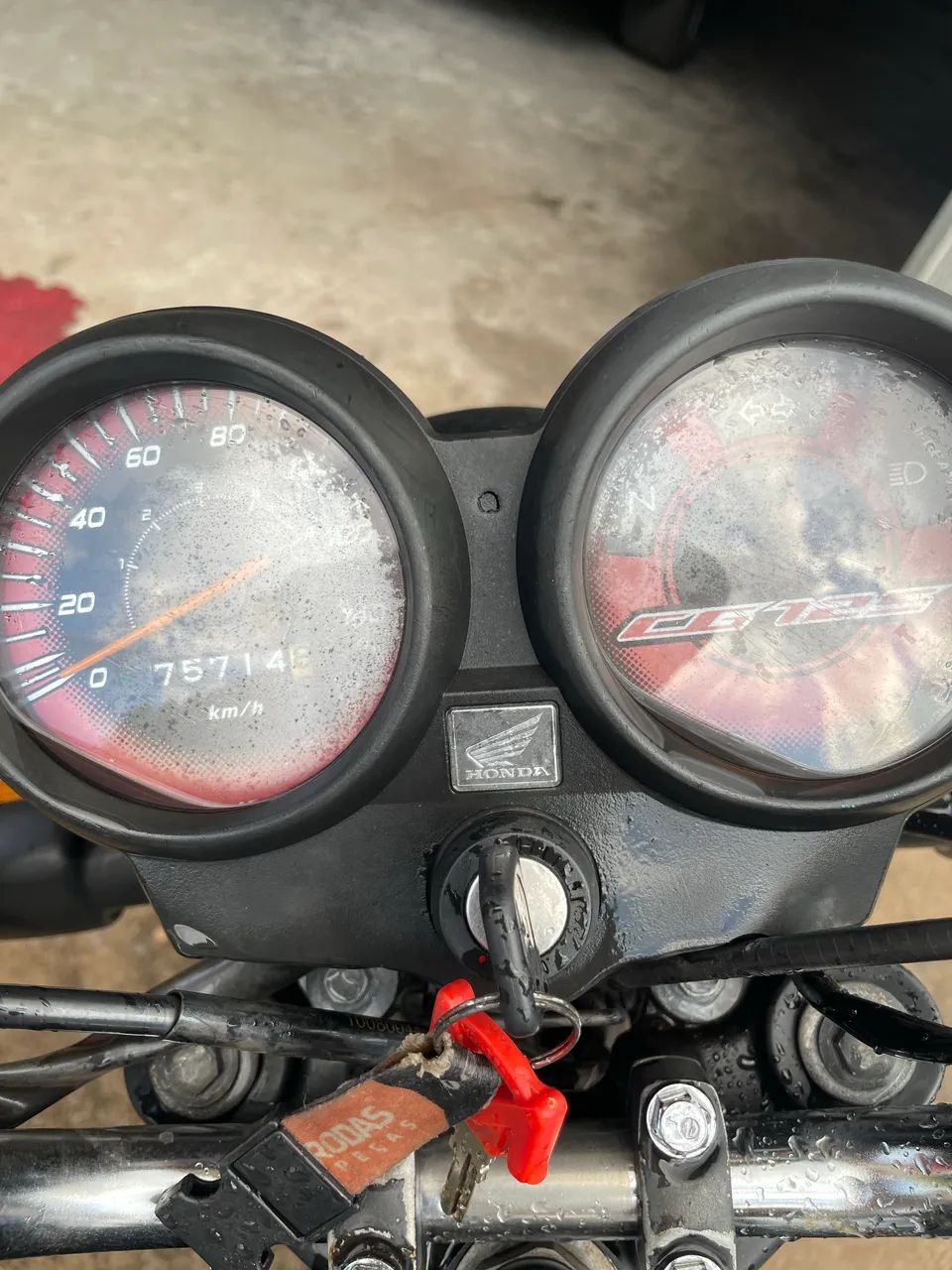 Vendo abaixo do preço  - Foto 5