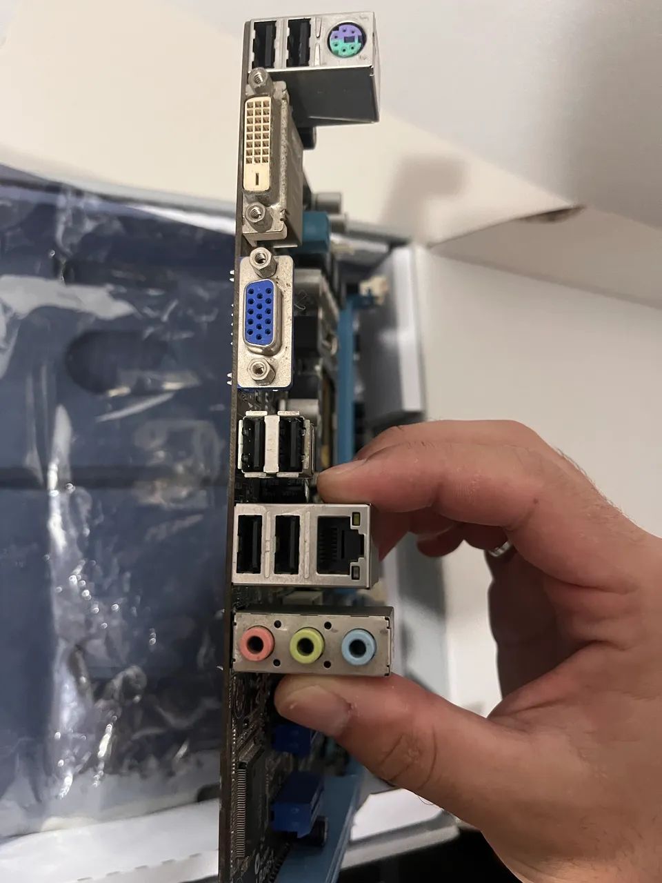 Placa-Mãe ASUS P8H61-M LE/BR LGA 1155 | Com Defeito - Foto 4