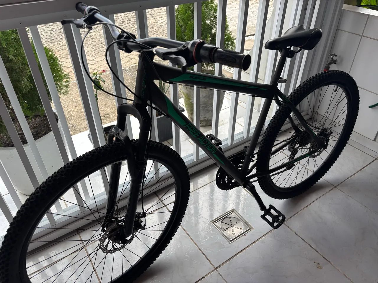 Bicicleta FREE ACTION ARO 26 - Foto 2