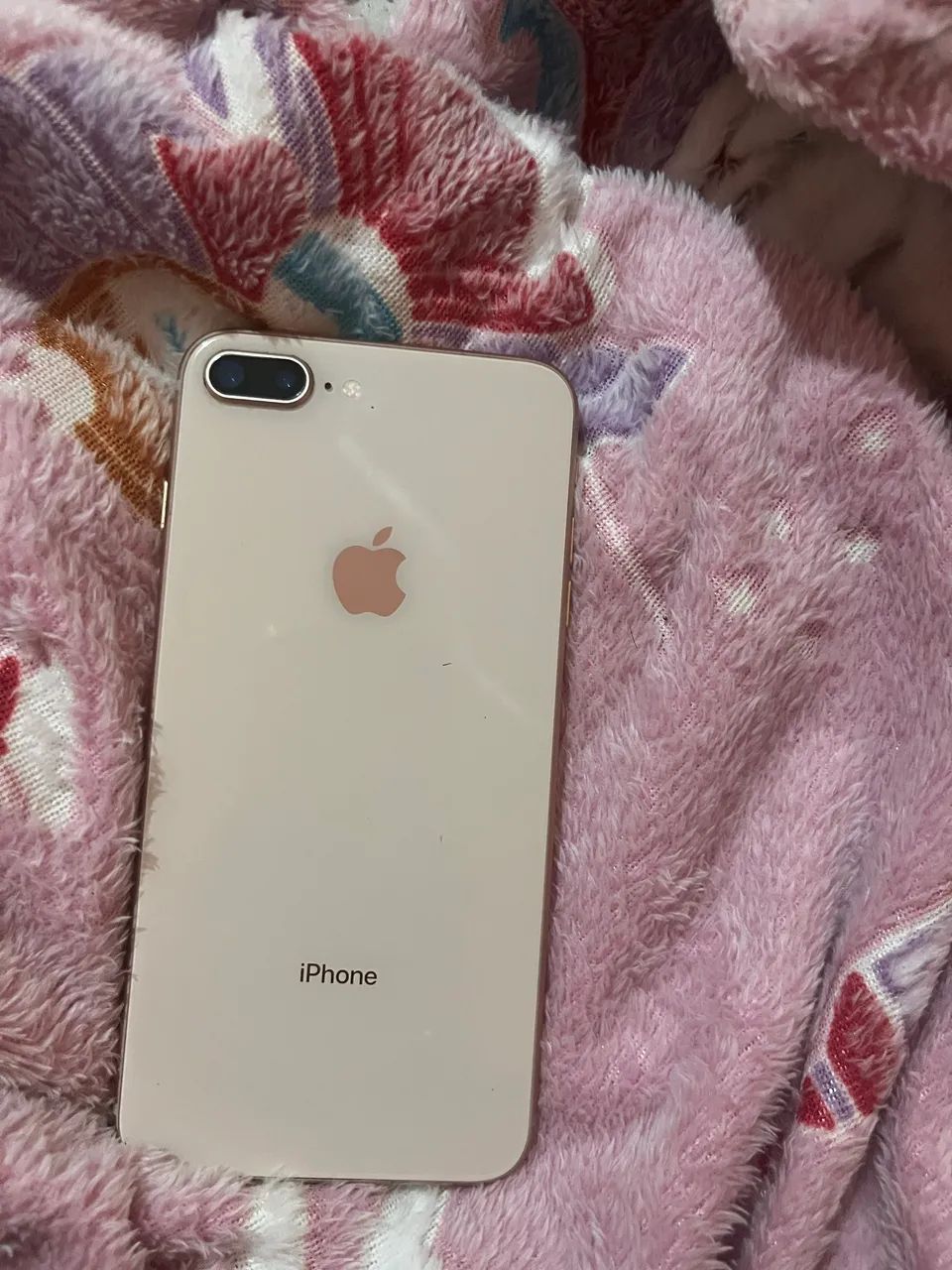 iPhone 8 Plus 