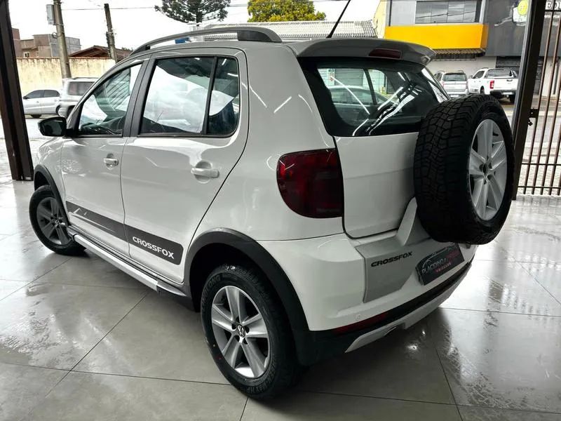 Volkswagen Crossfox 1.6 MI Total Flex 8V 5P 2011 - Foto 4