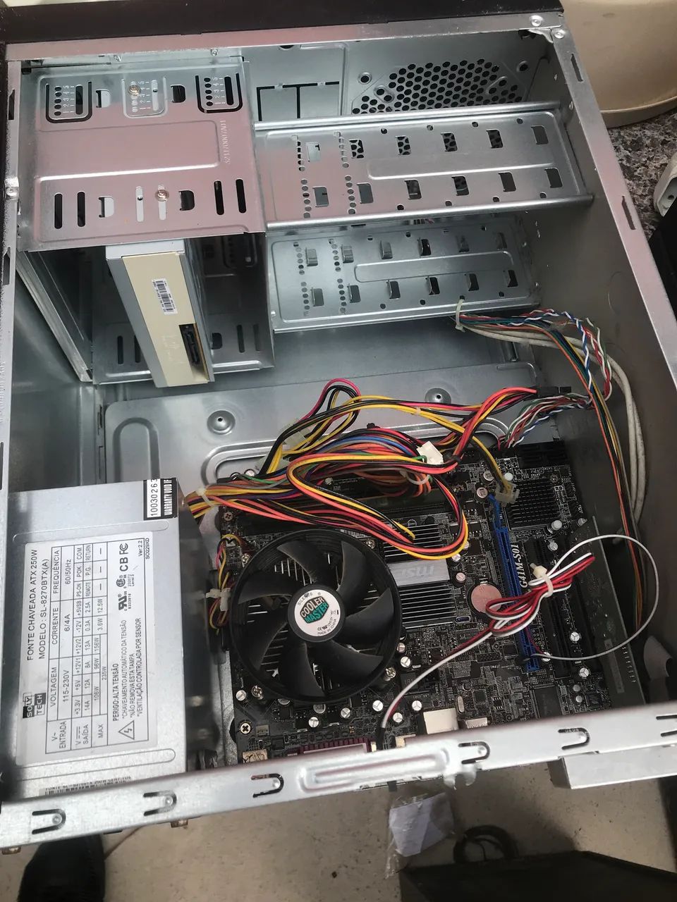 Desktop msi para terminar de montar ok