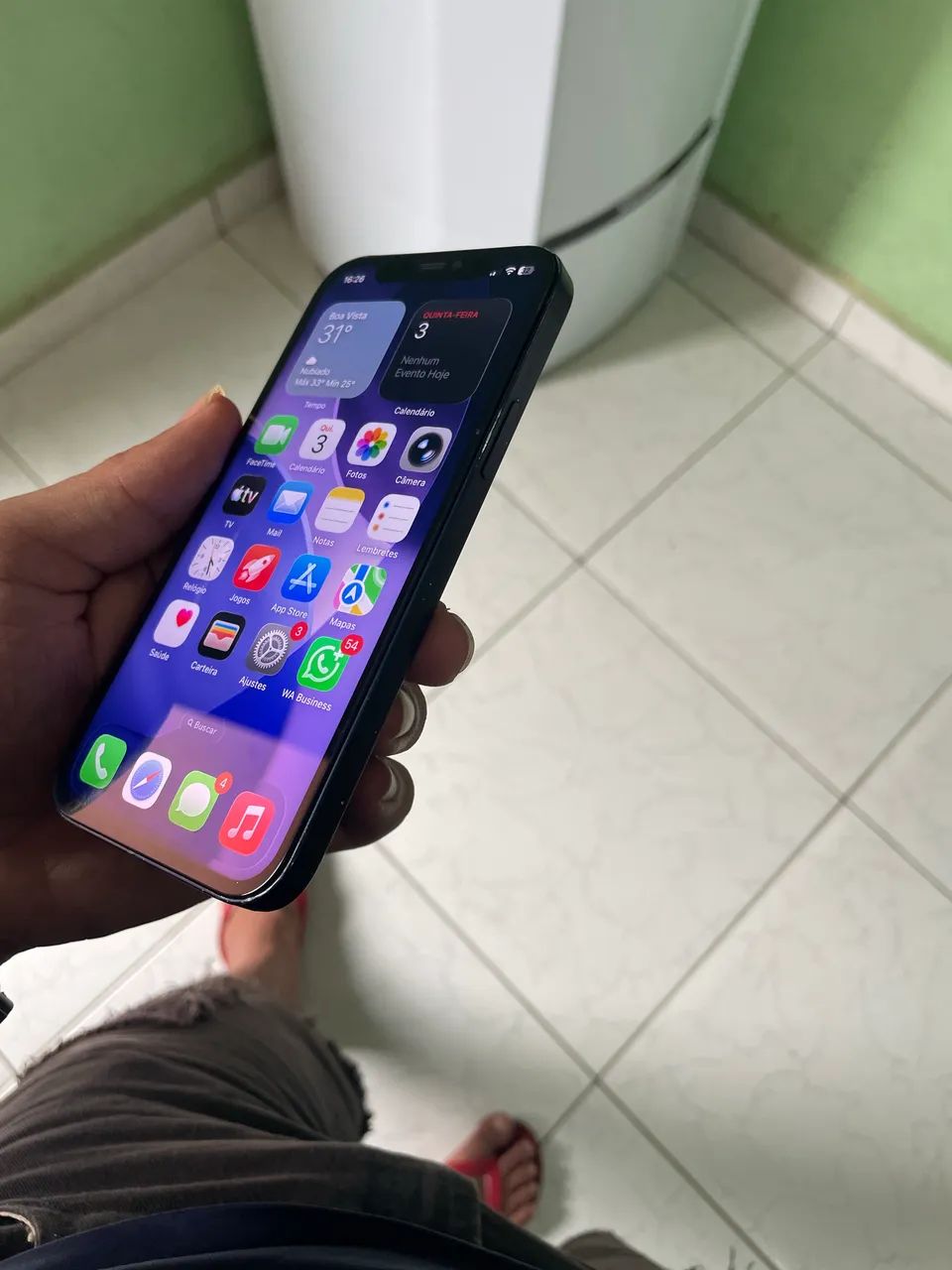 iPhone 12