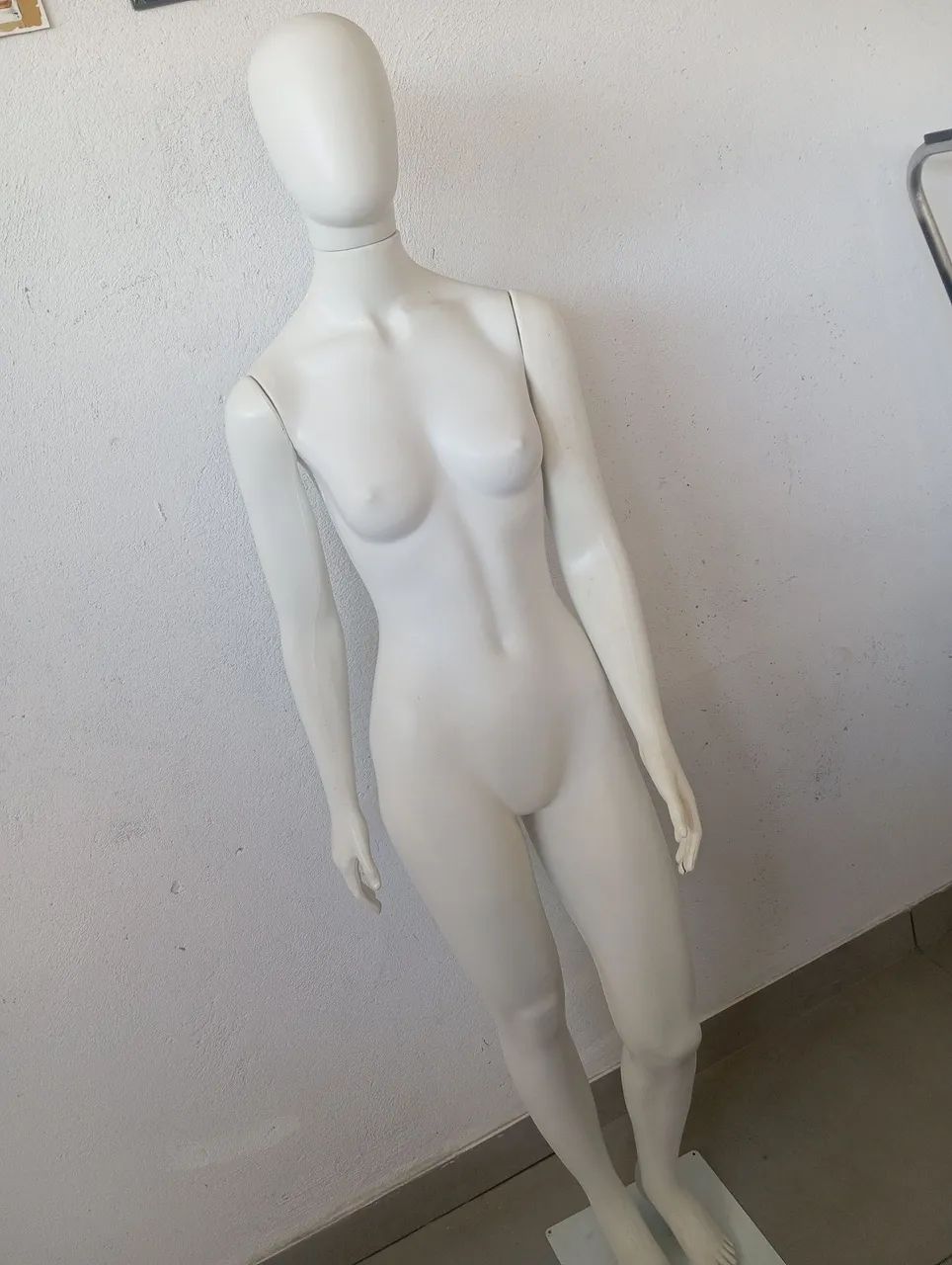 Maniquim branco corpo inteiro  - Foto 2