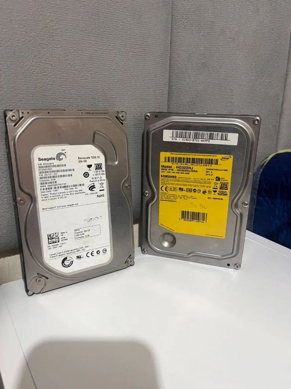 Kit 2 HDs SATA Desktop 250GB + 320GB Seagate e Samsung