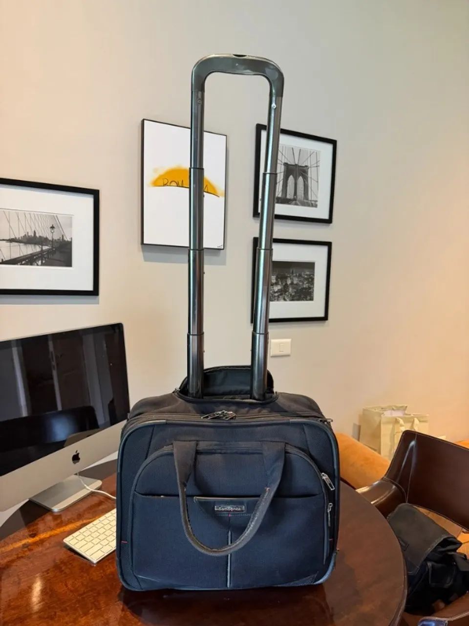 Mala Samsonite para notebook com rodinhas - executiva, nylon preto - Foto 3
