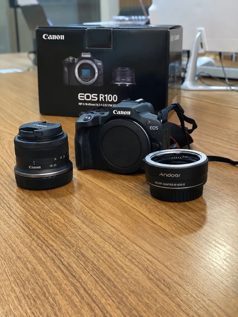 CANON EOS R100 + LENTE 18-45MM + ADAPTADOR EF ANDOER 