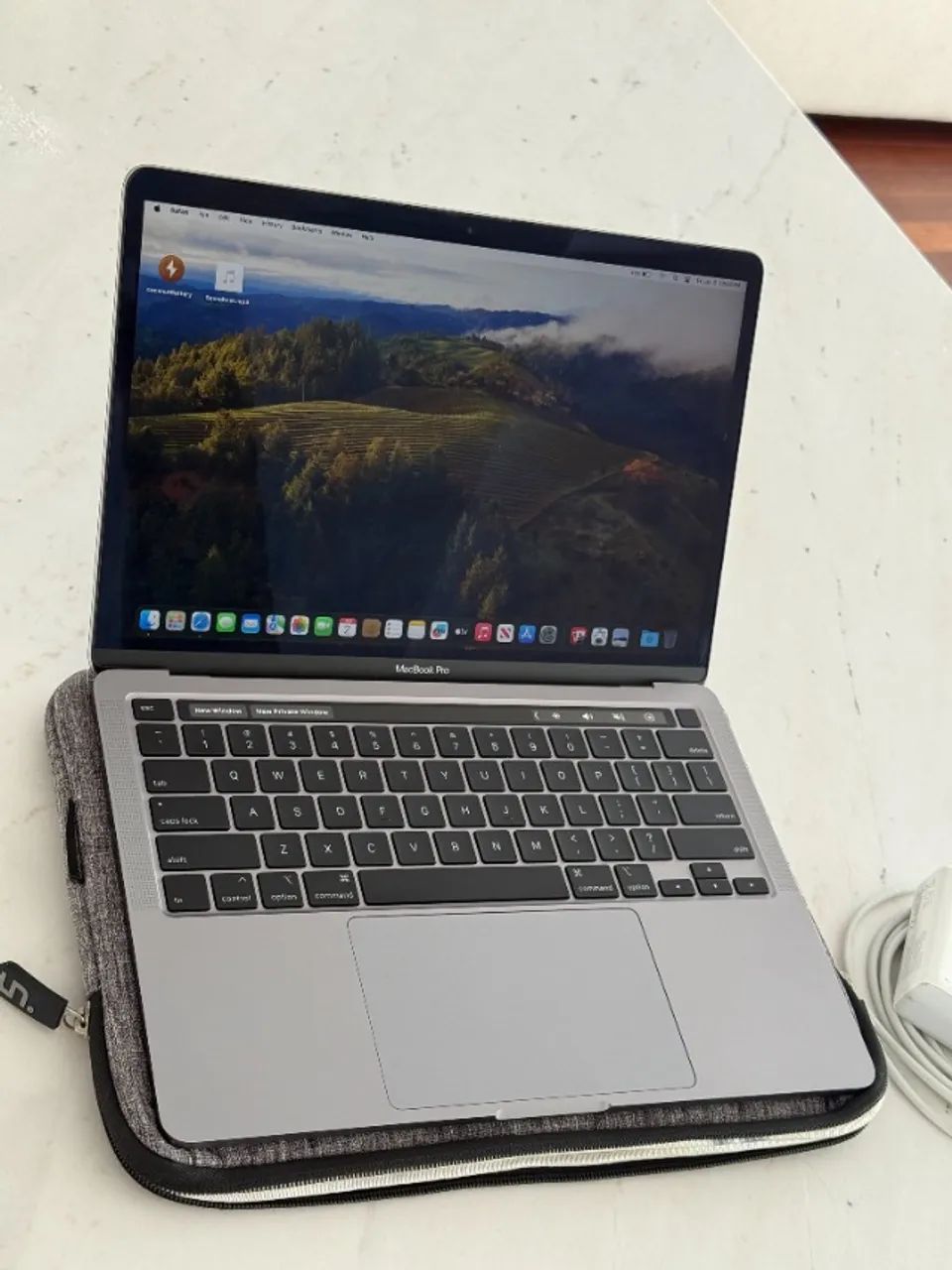 MacBook Pro 13-inch 2020 Intel Core i5 16GB RAM 512GB SSD