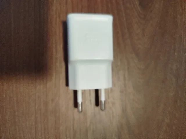 Carregador original Samsung branco - Foto 2
